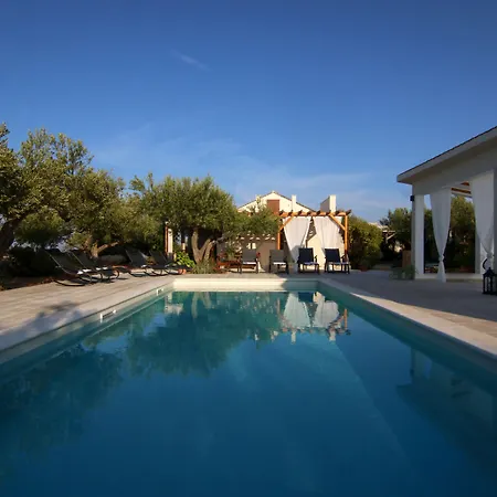 Vila Stone Olea Supetar